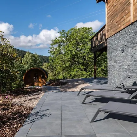 Chalet - 8 Pers - Jacuzzi - Sauna - Pétanque