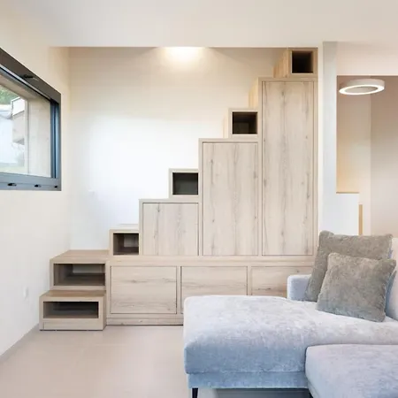 - 8 Pers - Jacuzzi - Sauna - Pétanque Chalet